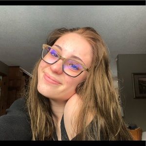 Meet your Posher, Maddy